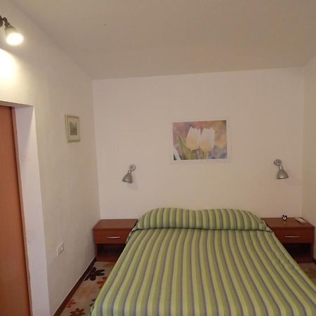 Apartment Tomato พูลา ห้อง รูปภาพ